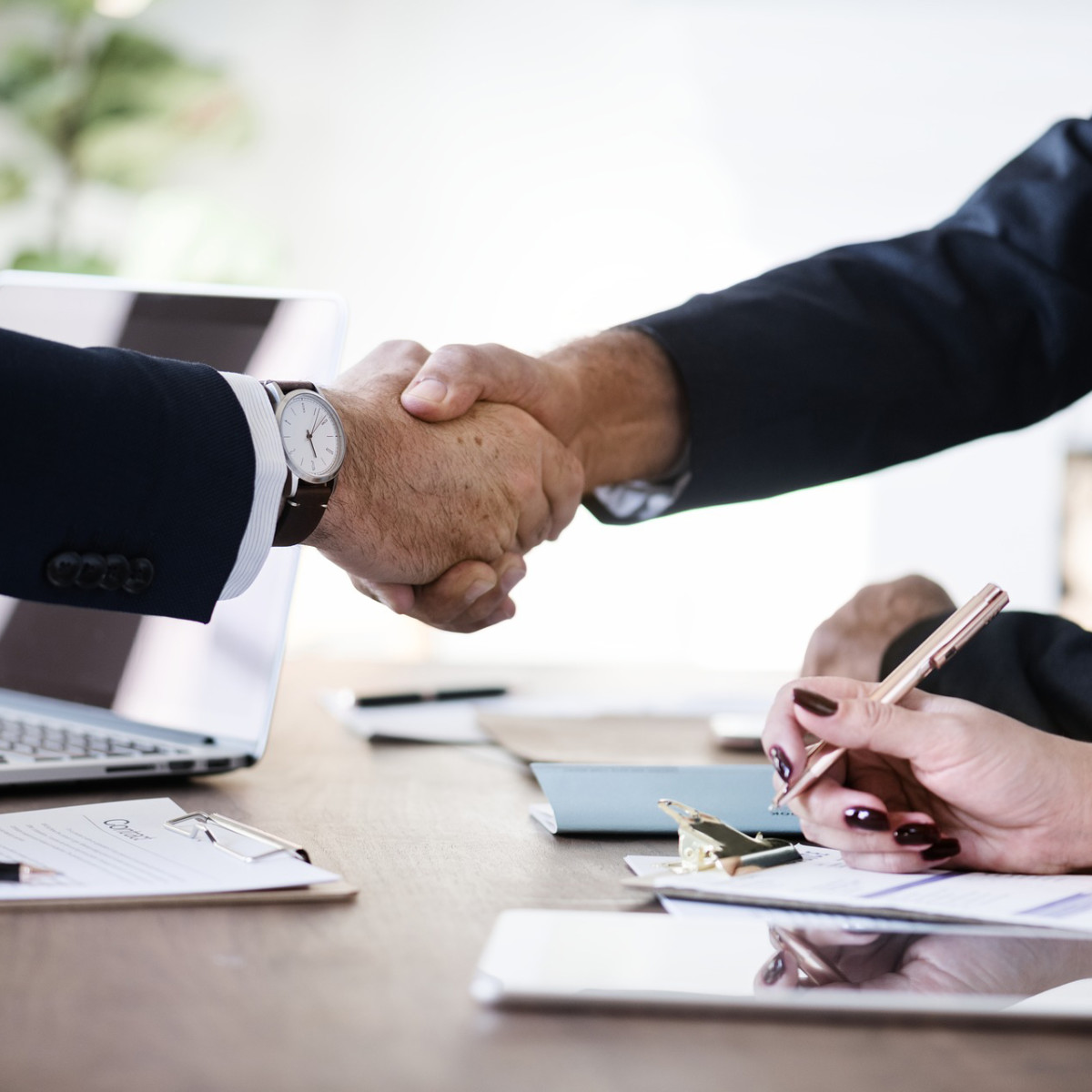 business-3167295_1920 business-3167295_1920