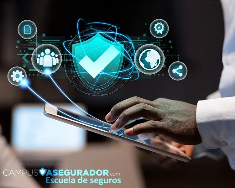 Interacción digital con iconos de seguridad y gestión sobre tablet de Campus Asegurador Escuela de seguros.