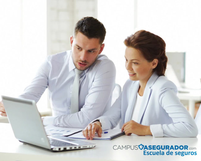 Qué hay que estudiar para ser corredor de seguros